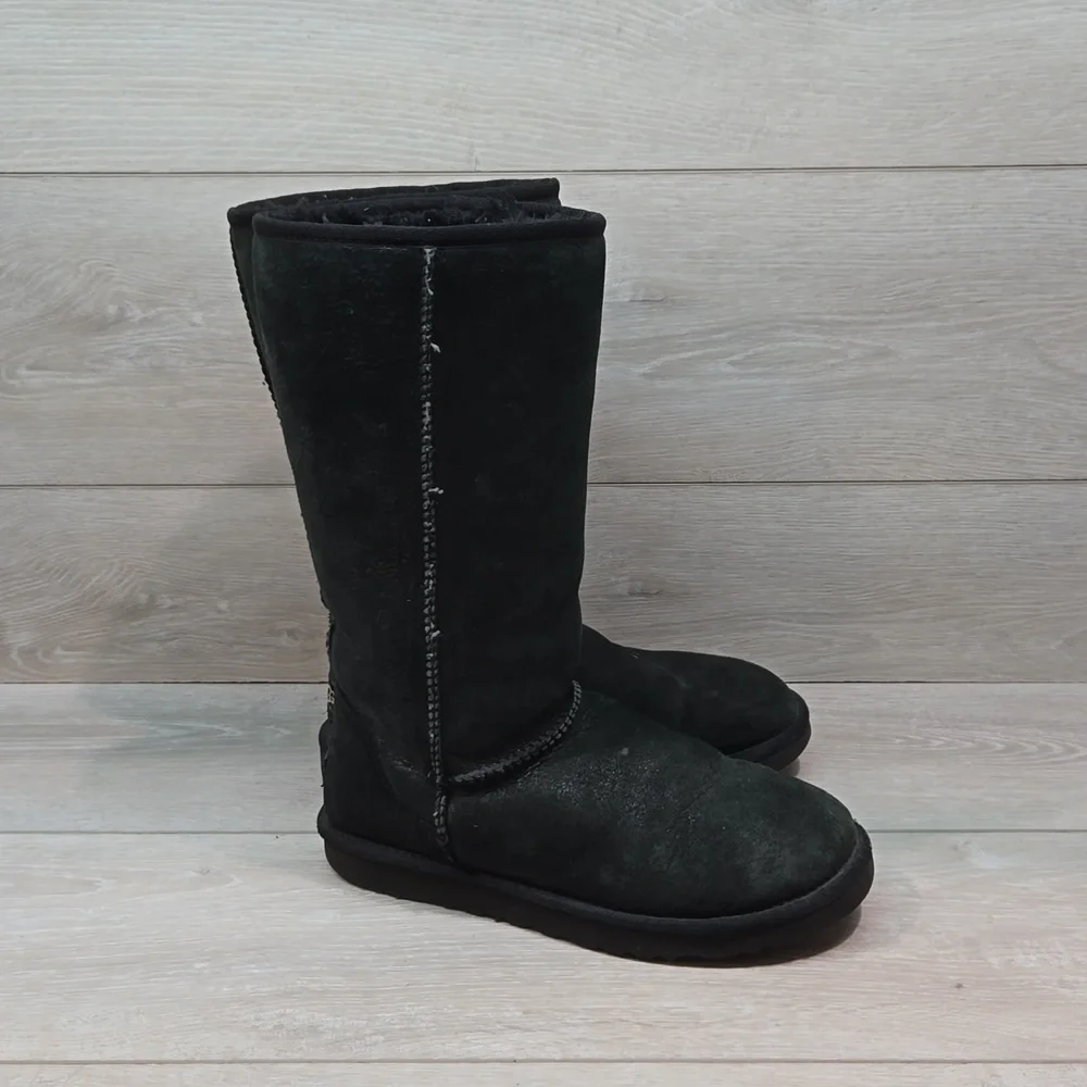 Ugg Australia Women 5804 Leather Tall Sheepskin Boots shoes sz 7
